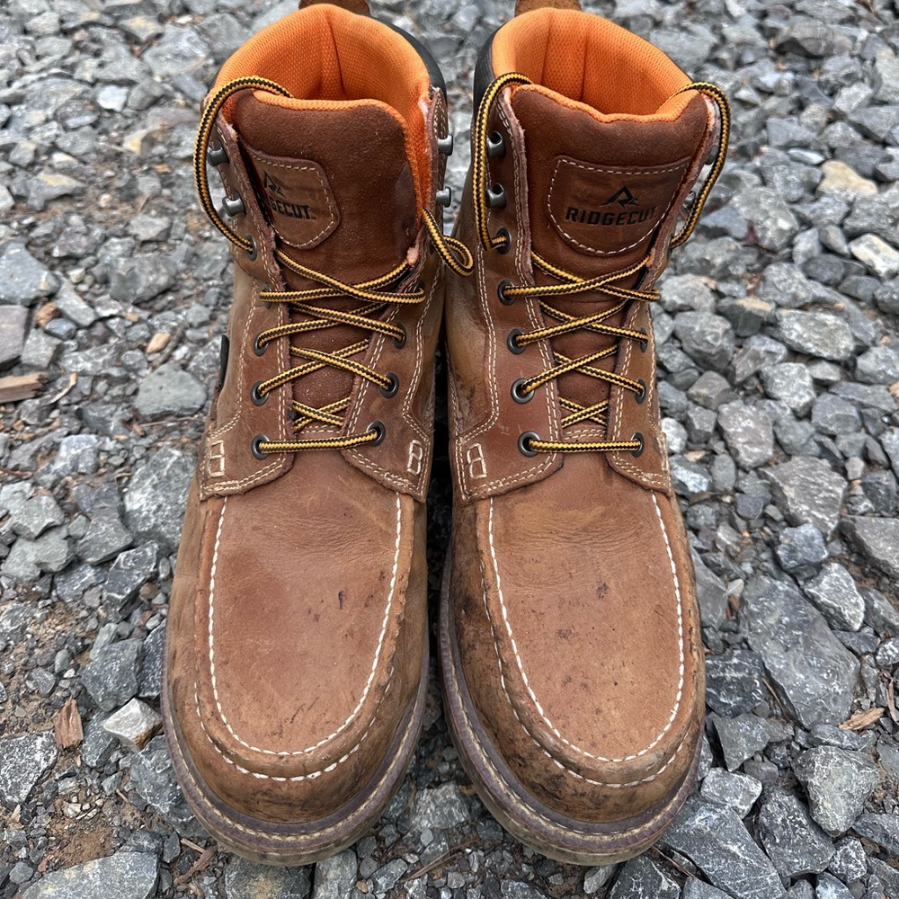 Men’s 13 ridge cut steel toe boot